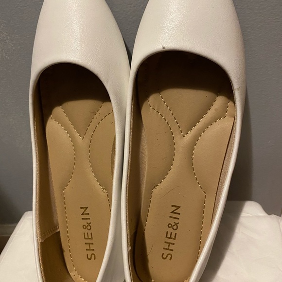 BRAND: SHEIN - Picture 2 of 3